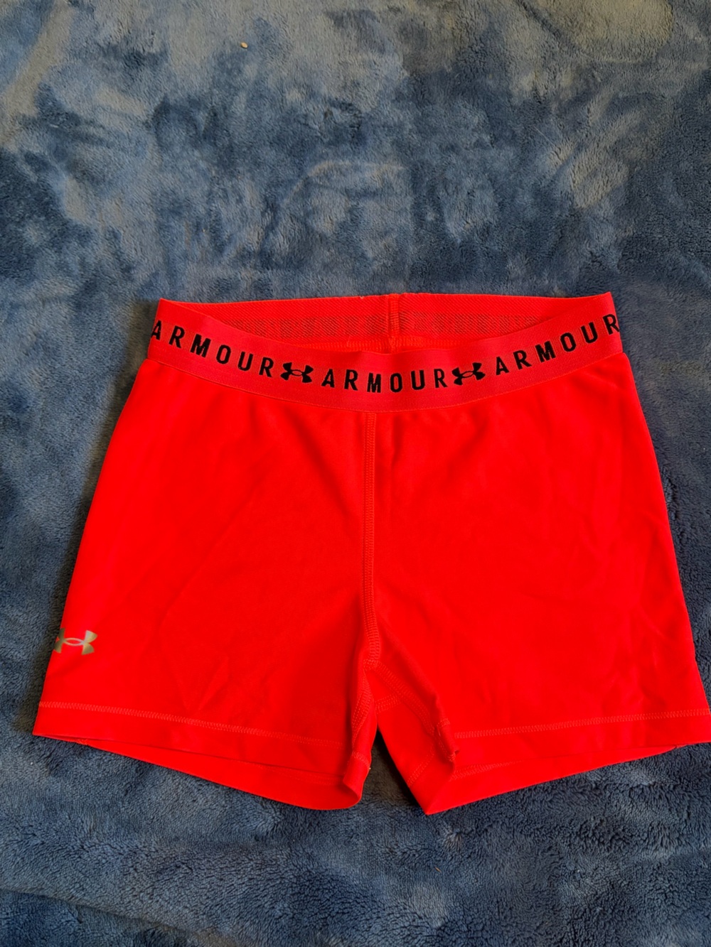 Under Armour women’s neon pink Performance Compression Shorts